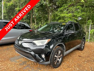 Used 2017 Toyota RAV4 XLE image 1