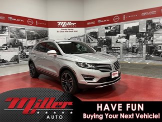 Used 2017 Lincoln MKC Reserve image 1