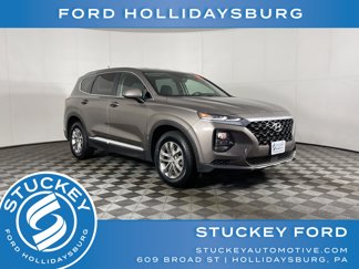 Used 2019 Hyundai Santa Fe SE image 1