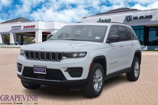 New 2025 Jeep Grand Cherokee Laredo X image 1