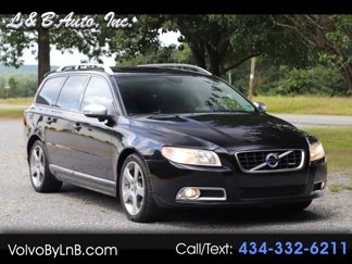 Used 2010 Volvo V70 image 1