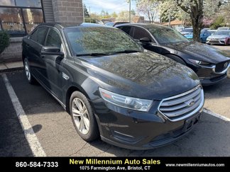 Used 2015 Ford Taurus SEL image 1