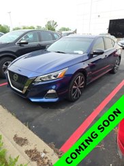 Used 2020 Nissan Altima 2.5 SR image 1