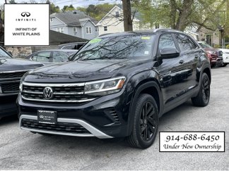 Used 2022 Volkswagen Atlas Cross Sport SE image 1