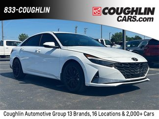 Used 2023 Hyundai Elantra Limited image 1