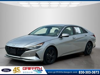 Used 2021 Hyundai Elantra SEL image 1