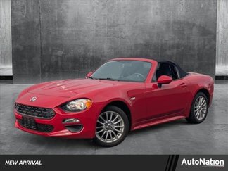 Used 2018 FIAT 124 Spider Classica w/ Technology & Siriusxm Group image 1