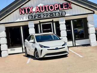 Used 2019 Toyota Prius XLE image 1