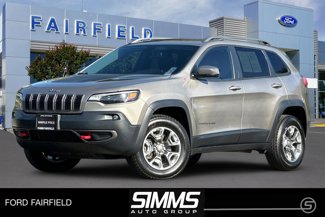 Used 2019 Jeep Cherokee Trailhawk w/ Cold Weather Group image 1