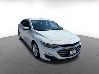 Used 2024 Chevrolet Malibu LT image 1