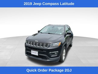 Used 2019 Jeep Compass Latitude w/ Cold Weather Group image 1