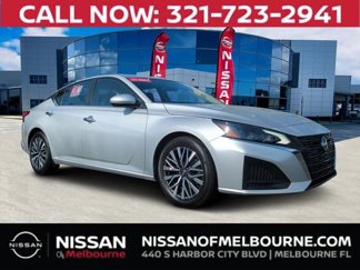 Used 2023 Nissan Altima 2.5 SV image 1