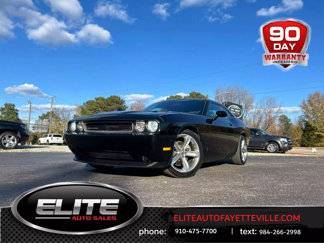 Used 2013 Dodge Challenger SXT image 1