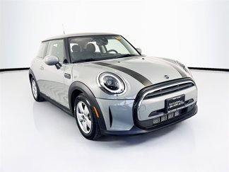 Certified 2022 MINI Cooper 2-Door Hardtop image 1