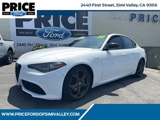 Used 2023 Alfa Romeo Giulia Veloce image 1