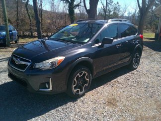 Used 2017 Subaru Crosstrek 2.0i image 1
