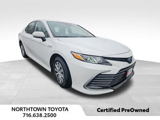 Used 2021 Toyota Camry LE image 1