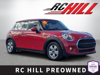 Used 2019 MINI Cooper 2-Door Hardtop image 1