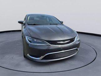 Used 2015 Chrysler 200 Limited w/ Convenience Group image 1