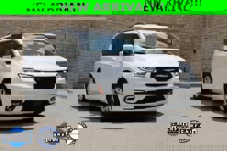 Used 2022 Chrysler Pacifica Touring-L image 1