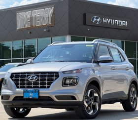New 2025 Hyundai Venue SEL image 1