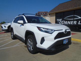 Used 2023 Toyota RAV4 XLE image 1