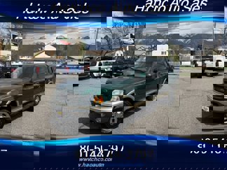 Used 2001 Ford F150 Lariat image 1