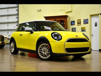 Used 2025 MINI Cooper S image 1