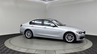 Used 2017 BMW 320i xDrive Sedan image 1