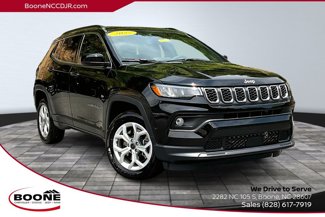 Certified 2025 Jeep Compass Latitude image 1