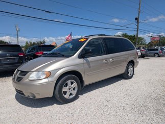 Used 2006 Dodge Grand Caravan SXT image 1