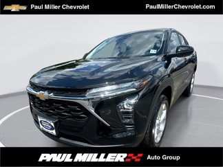 Used 2024 Chevrolet Trax LS w/ LS Convenience Package image 1