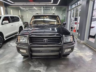 Used 2000 Toyota Land Cruiser image 1