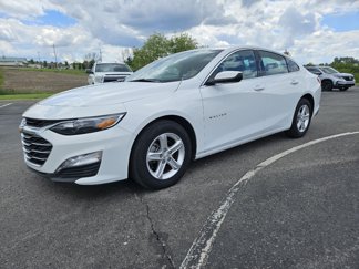 Used 2024 Chevrolet Malibu LT image 1