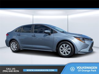 Used 2020 Toyota Corolla LE image 1
