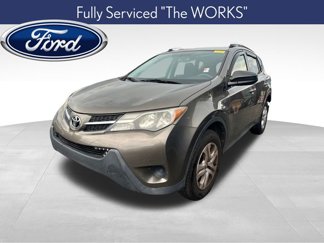 Used 2015 Toyota RAV4 LE image 1