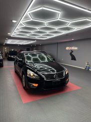 Used 2015 Nissan Altima 2.5 SL w/ Moonroof Package image 1
