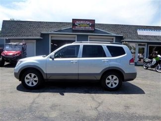 Used 2009 Kia Borrego LX w/ Convenience Pkg image 1