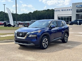 Used 2023 Nissan Rogue SV image 1