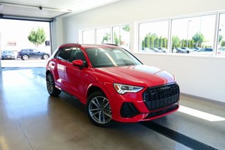 New 2025 Audi Q3 2.0T Premium image 1