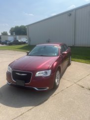Used 2017 Chrysler 300 Limited image 1