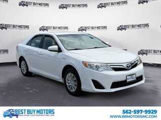 Used 2014 Toyota Camry LE image 1