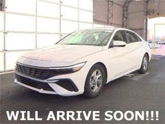Used 2024 Hyundai Elantra SE image 1