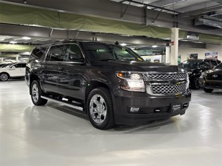Used 2017 Chevrolet Suburban LT w/ LT Signature Package image 1