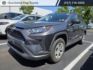 Used 2021 Toyota RAV4 LE image 1