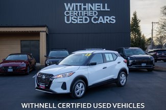 Used 2023 Nissan Kicks S image 1