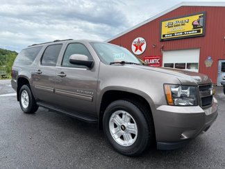 Used 2014 Chevrolet Suburban LS image 1