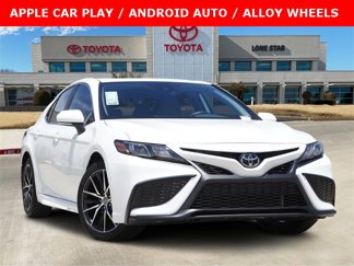 Used 2023 Toyota Camry SE image 1