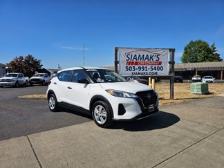 Used 2023 Nissan Kicks S image 1