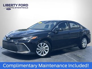 Used 2023 Toyota Camry LE image 1